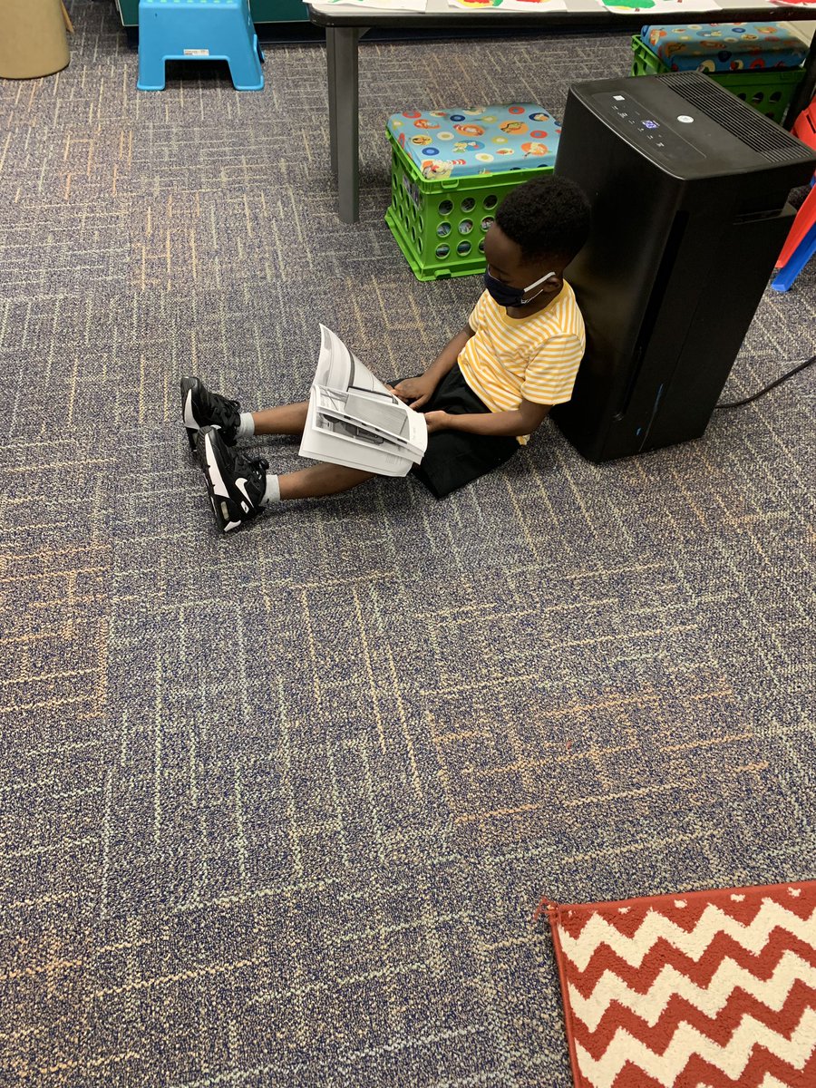 Kindergarten Hornets building reading stamina by reading three different ways. <a href="/GradenHornets/">Graden Elementary</a>