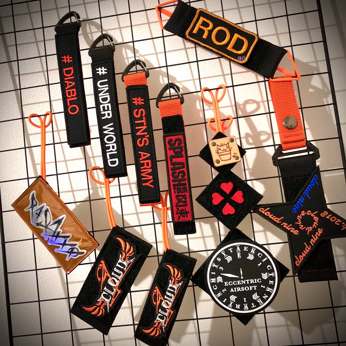 yuuki_Scarface's tweet photo. 💯全員集合💯
#スラッシュタグ
#パッチタグ
#patchtag
#パッチマウント
どれから量産しようかな??
スラッシュリグも作りたい💦💦
テックストラップ(仮)も💦💦
しかしまだ想像の中にも😌✨✨
本業&育児も手は抜けない🔥😆🔥
サバゲーも行きたい🤩‼️
#スラッシュリグ
#cloud9 https://t.co/GiabUioGWu