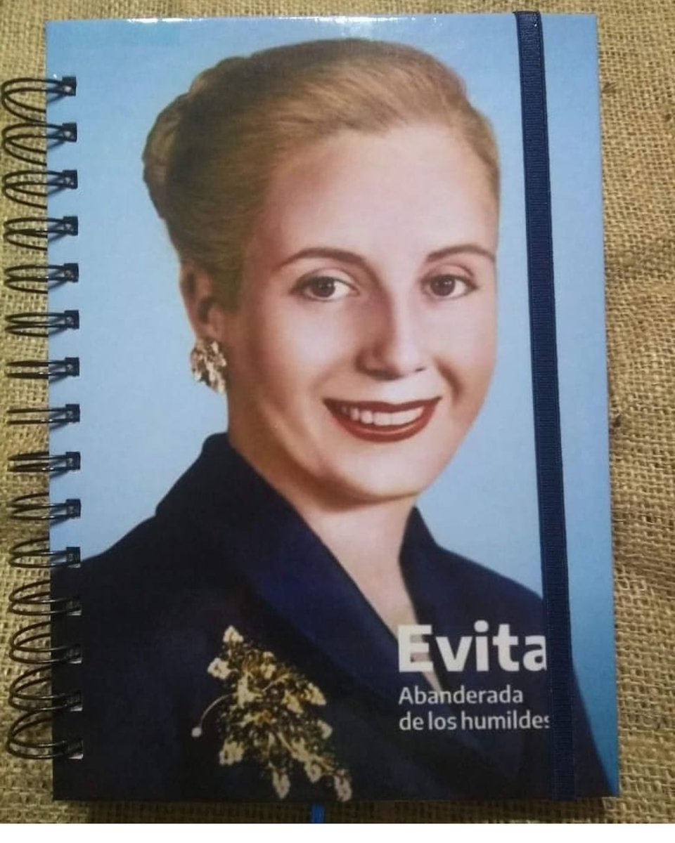 LaRemedios3's tweet photo. Cuadernos lisos o rayados 15x21cm https://t.co/kzeGNAbDmp