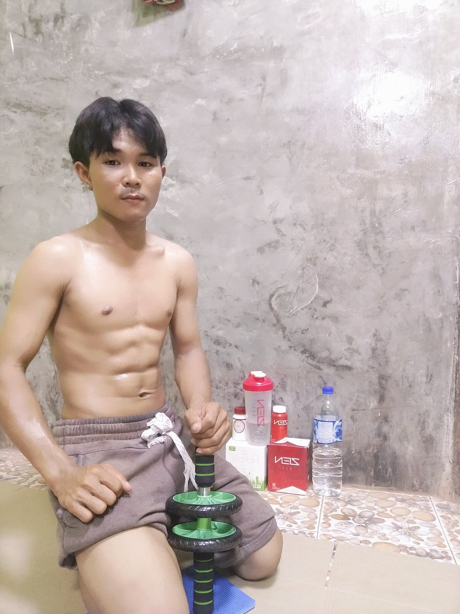 beem_supper's tweet photo. วันละครึ่งชั่วโมงเพื่อสุขภาพ🏋️
#ZENFIT
#ZENBODI
#ZENFORM
#FibRotic https://t.co/0hmmQEW8D2