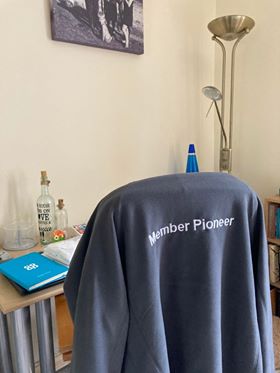 IlonaMunroL's tweet photo. Ooh!  It's funny how a new bit of uniform or kit can make you feel part of a team.  Loving the notebook especially. https://t.co/RSF3IOBVeJ