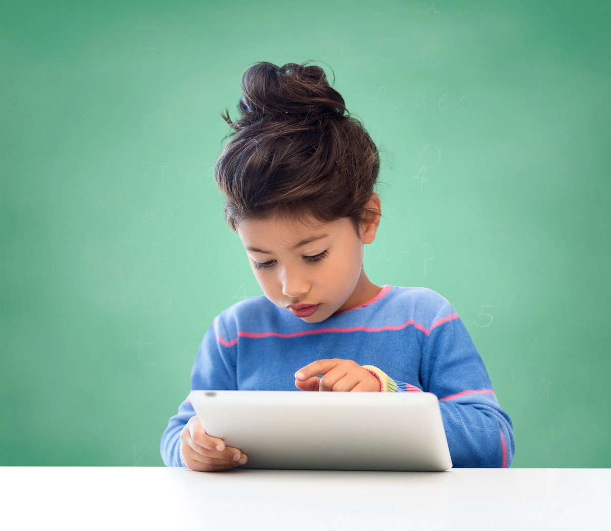 theTSIN's tweet photo. For today's #WonderWednesdayTN, students will explore principles of UI/UX and then develop a digital application to solve a problem. Share your student's app ideas using #WonderWednesdayTN and #LearningInPlaceTN!
https://t.co/n740YCUCKF https://t.co/boUrjEpUaZ