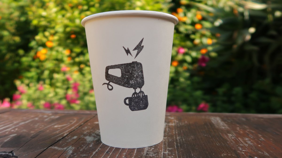 Treat yourself this chilly morning to a hot cup of @proyectodiaz coffee. Check our their profile to learn more about the delicious coffee we love to serve  ☕️💕

#sanfrancisco #coffee #sfcoffee