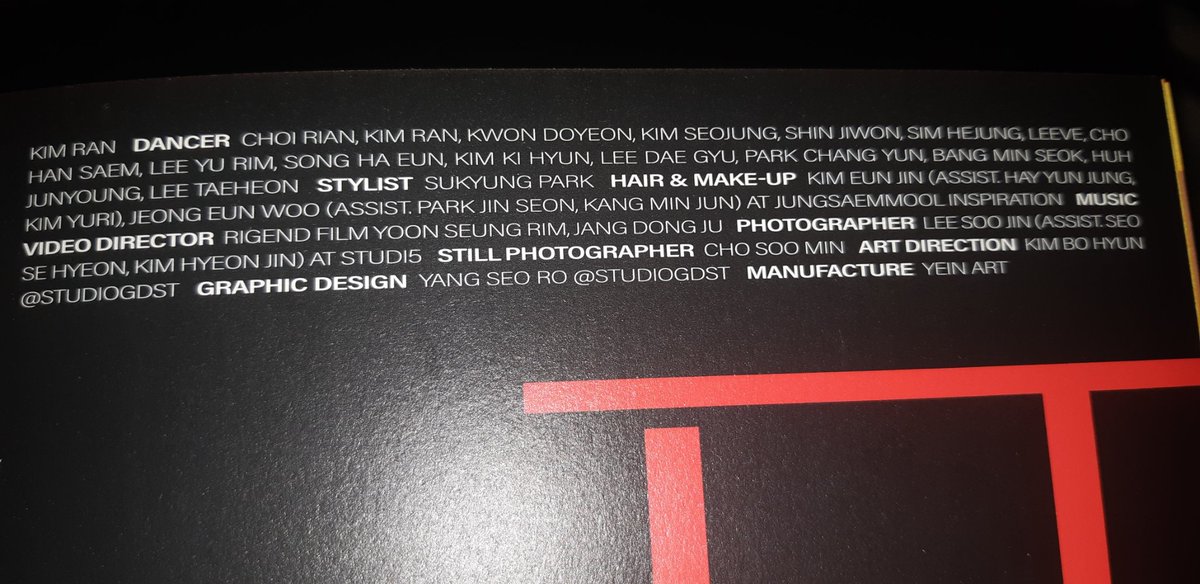 forbiddenhatred's tweet photo. Stay Tonight dancers and Play dancers are also credited in the physical album https://t.co/RuT52BmKjW