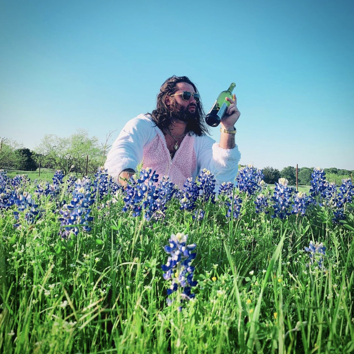 ColumbiaRecords's tweet photo. HAPPY BIRTHDAY @KoeWetzel!! https://t.co/sN41OBknNx
