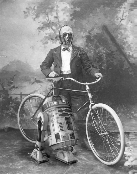 SeoFred34's tweet photo. @wikivictorian Portrait of unidentified droïds with a bicycle.
Photographed a long time ago. https://t.co/nUY0TVUsVI