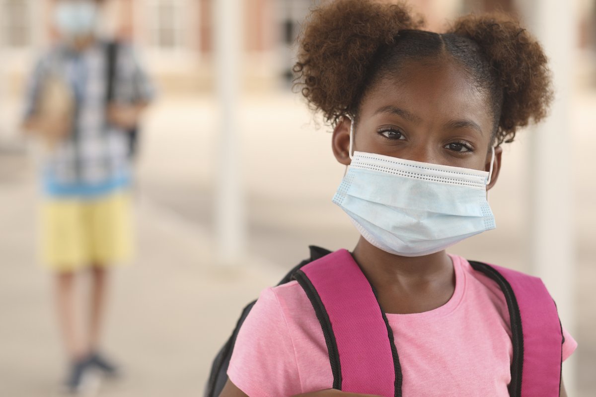 nycemergencymgt's tweet photo. Everyone in your household should have a Go Bag, including children. Pack child care supplies as well as games and small toys in your family's Go Bag. Include items that can help protect you and others from COVID-19, including hand sanitizer, and face coverings for each person. https://t.co/UpE9mpgM5o