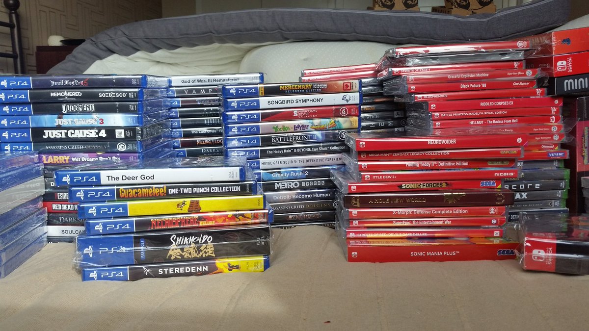 bug_rain's tweet photo. This is my current backlog for current gen brought together. Going to take some time but I am working through it. How big is YOUR backlog? Please post some backlog only pics so we can pick out some gems. https://t.co/C48lbtrAPe