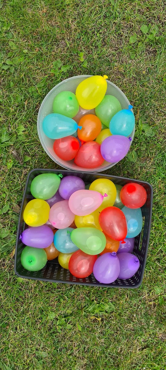 MissLyyyy's tweet photo. Bubble trouble! Had the best day with my group, shame we didn't have more to splash! https://t.co/JIEIwscOLm