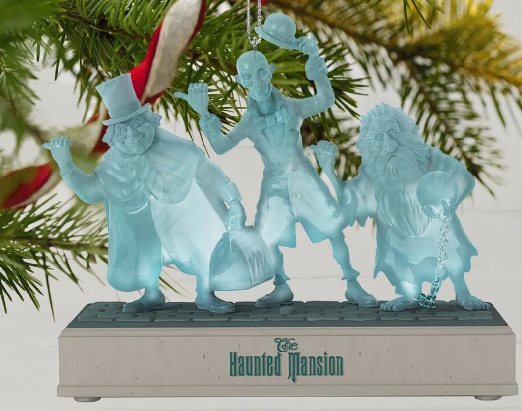 earfulpod's tweet photo. Hallmark has just released their 2020 Disney Christmas ornaments.  Which will YOU be purchasing? https://t.co/iSy2wOHrZd

#hallmarkmylittlepony #dswpredisneyusa #hallmarkornament #auroramusicbox #auroraornament #aurorathailand #disneymusicbox #happiestdisneyhome #disneyathome https://t.co/bUOuJ4ckoK
