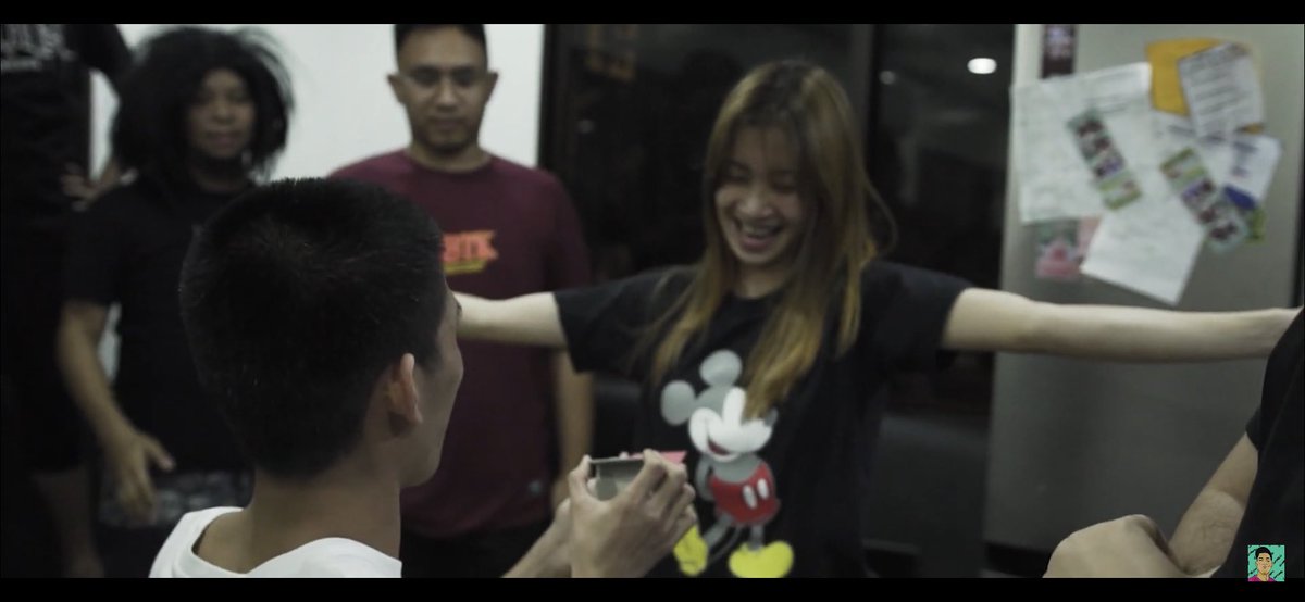 Matt_Klai's tweet photo. Best proposal ever!!! https://t.co/iUHKW4gN3l