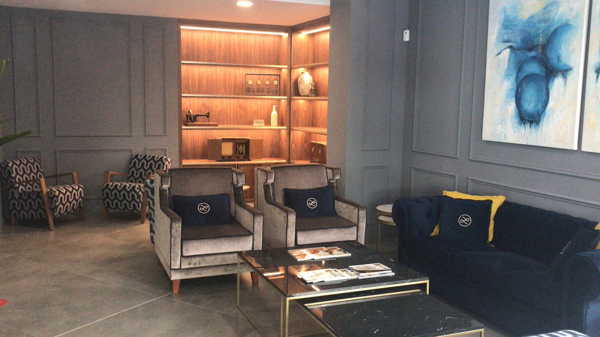 Hotel Lima tweet media