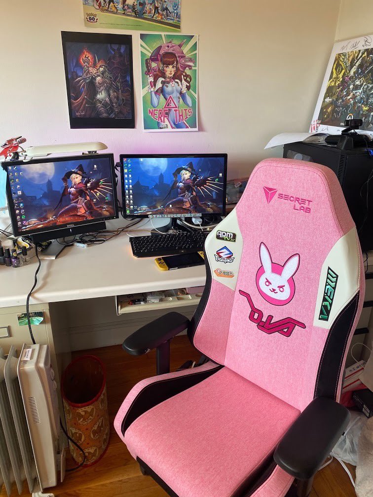 tracimoc's tweet photo. Upgrade! #secretlab @secretlabchairs https://t.co/b9Gy0fWxMW