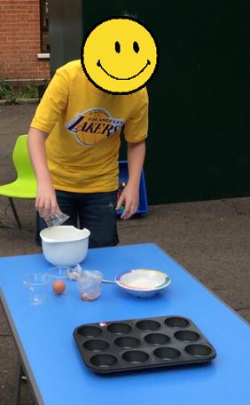 More cooking today.  This time, chocolate buns with the Y6s!  Who doesn't like some chocolate cake?!
#Stbenets #chocolatecake #Y6 #bubbles #cookingfun