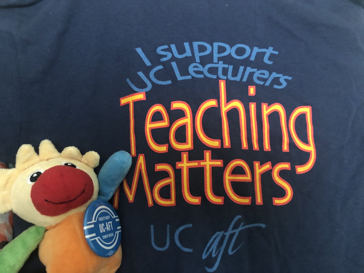 UCAFT_UCSD's tweet photo. During introductions, hundreds of lecturers, students, senate faculty and community allies tell @UofCalifornia UCOP negotiators: “If UC admin force us to impasse, I will support a strike!” #jobsecuritynow #faircontractnow #instructionalcontinuity #studentsuccess https://t.co/IjGroshnMS