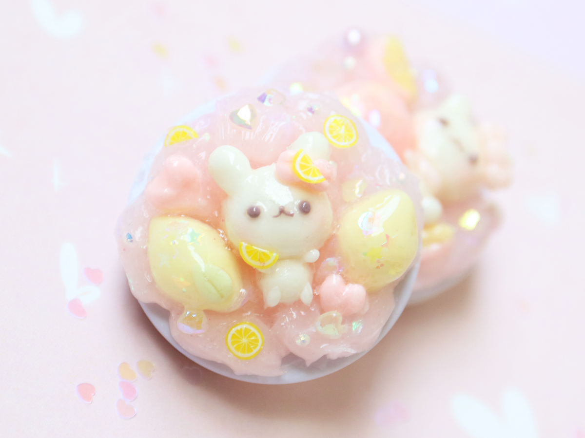 calamityusagi's tweet photo. my decoden  phone grips https://t.co/OUd9v1KWP2
