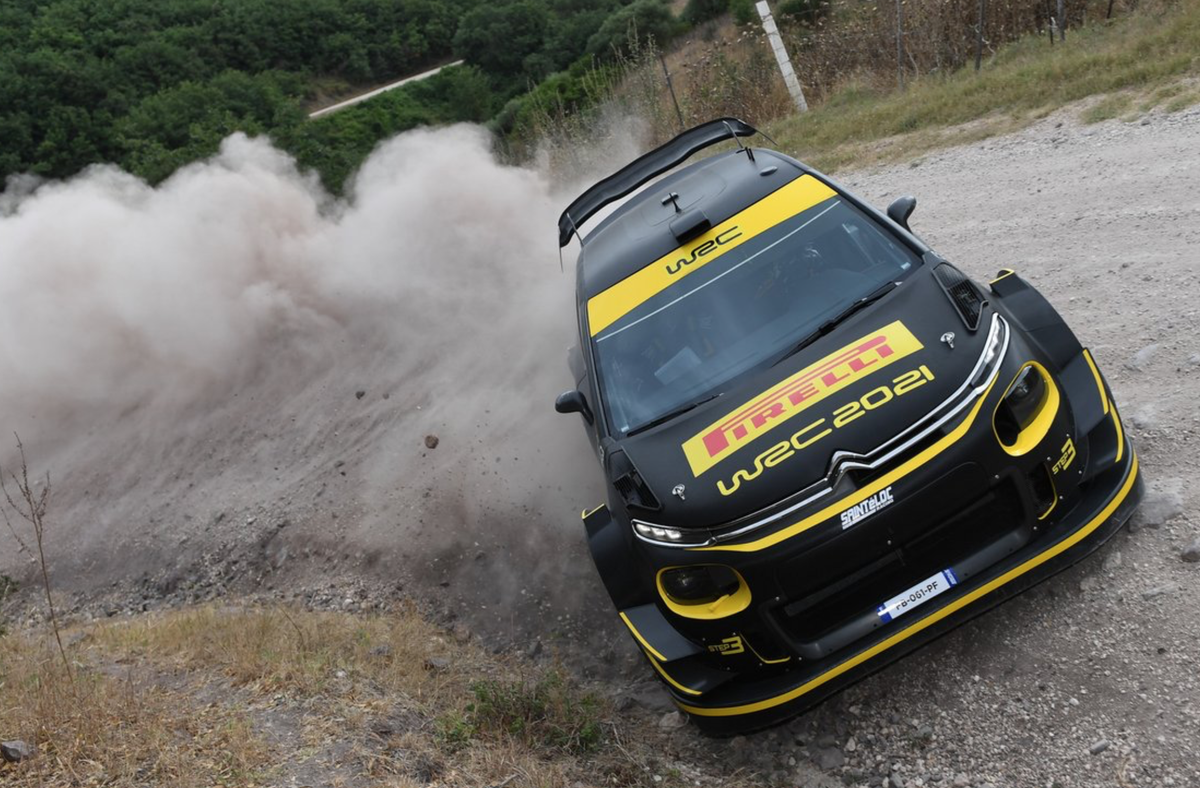 AM89news's tweet photo. #andreasmikkelsen #wrc @OfficialWRC @redbullmotors @pirellisport #pirelli #rally @CitroenRacing @ompracing @redbull #test #fightbacktowrc MEN IN BLACK https://t.co/6fIWNyGvS4