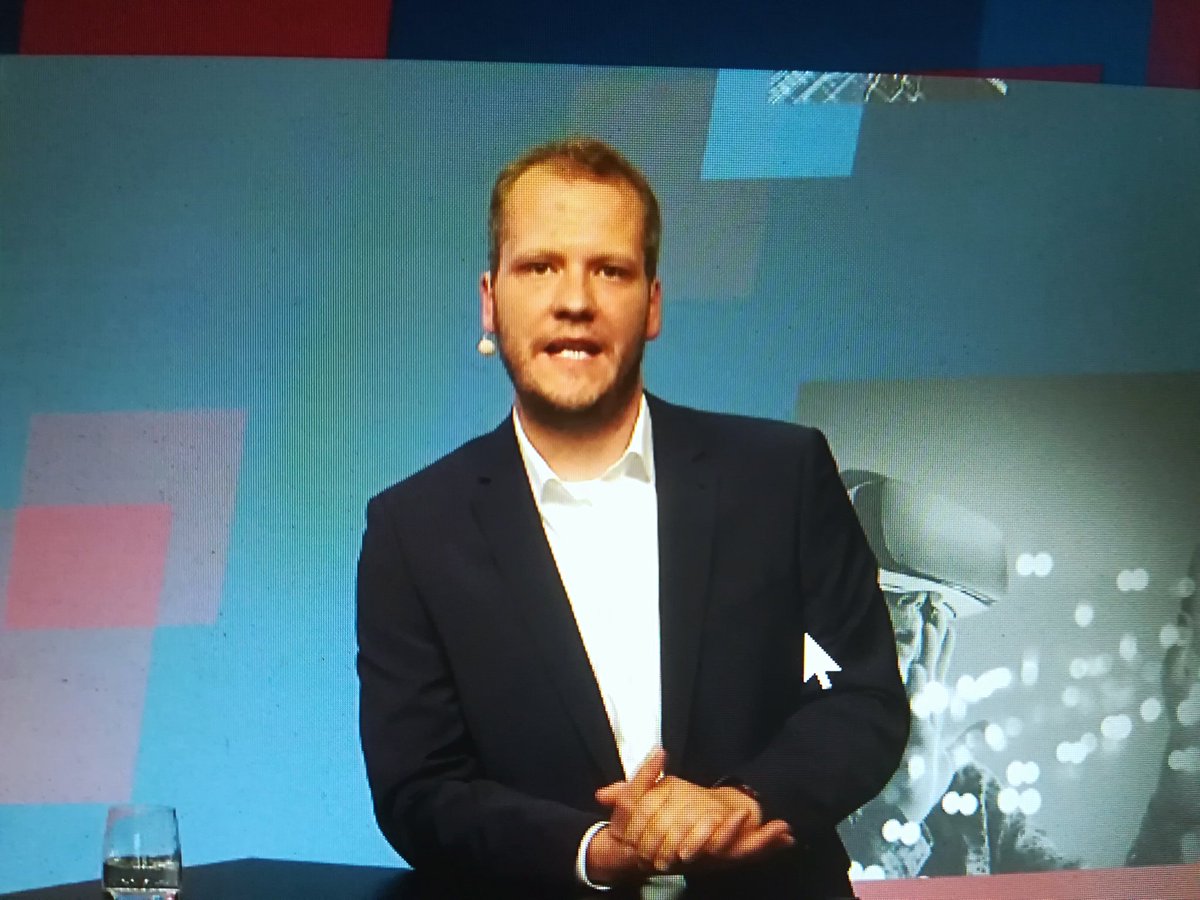 Wir sind als Maschinenbauunternehmen häufig nicht flexibel genug, um mit Startups zusammenzuarbeiten, sagt Pilipp Becker von der Vision Lasertechnik GmbH auf der  #HMDigitalDays. Mehr zum Thema Startups: <a href="/MaschinenMarkt/">MM MaschinenMarkt</a>