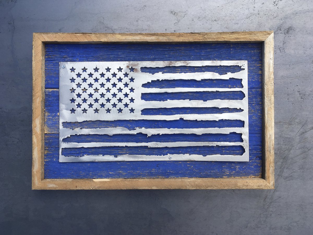 RechercheUSA's tweet photo. Rustic Reclaimed American Flag Brushed Metal on Shabby Red or Shabby Blue or the original Rust on Shabby White #madeinamerica #madeinusa #reclaimed #rustichomedecor https://t.co/rcDVtkbEhS