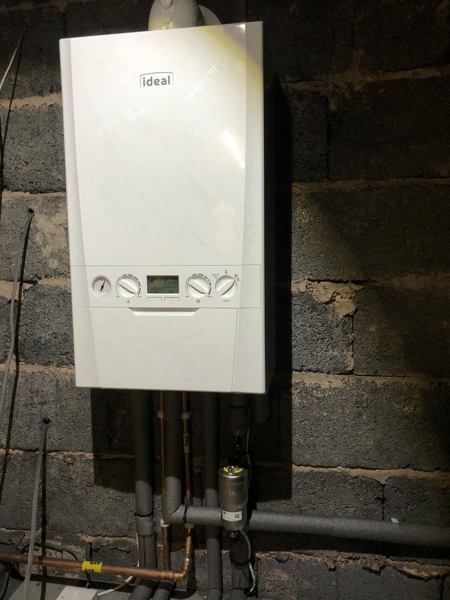 EPHMBarnsley's tweet photo. Few @IdealBoilers we’ve fitted over the last few weeks #getmorewithideal #boiler #installation #barnsley @ideal_joe1 https://t.co/bndVQiFRQq
