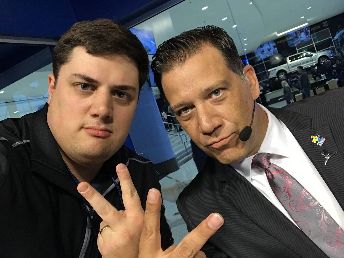 thefishnation's tweet photo. #NBAFriends
Today I salute @PhillipDean_ who does excellent work for @GrizzliesOnFSSE and always volunteers to help us look better. Shout out PD!! https://t.co/Xssvdo5ONe