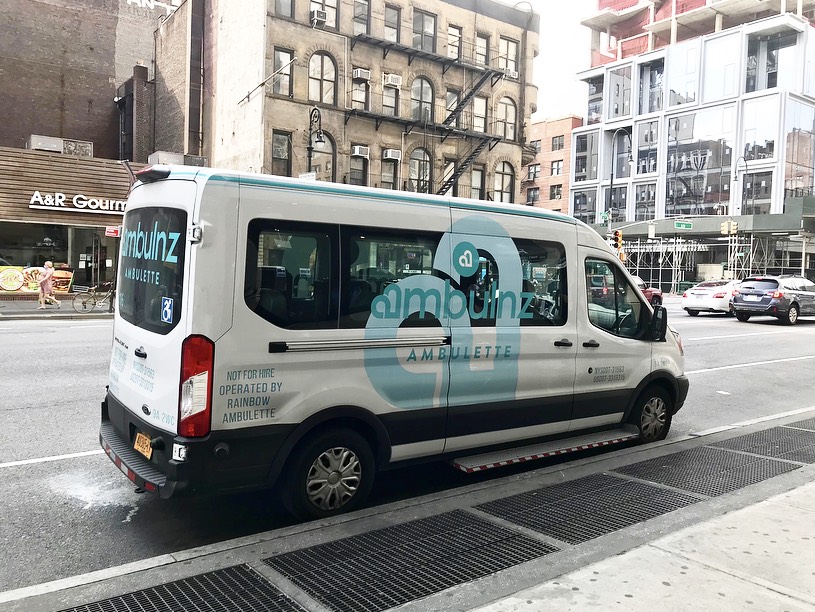 DocGoCares's tweet photo. If you see one of our rigs in the wild, don't forget to snap a photo, post on your story, and tag us! #spotted #seeus #snapus https://t.co/ldWaENRjjJ