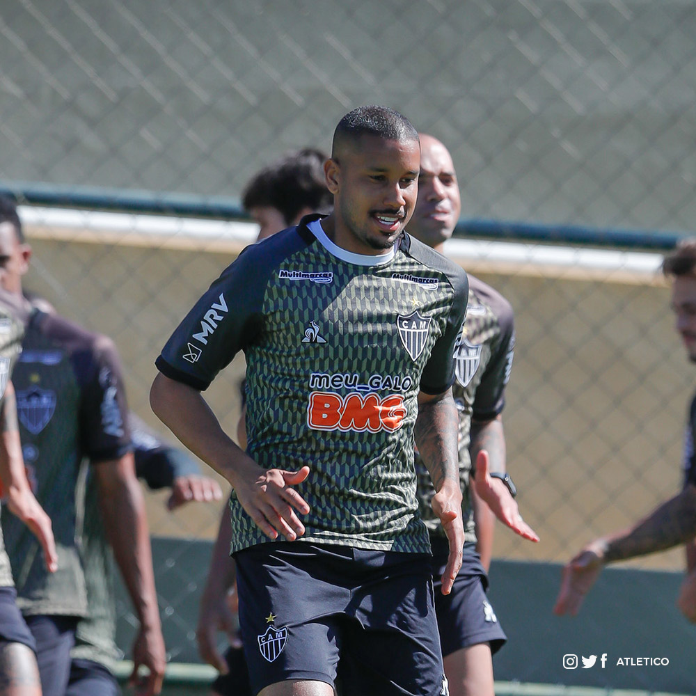 atletico_es's tweet photo. "El Atlético es un club por el que tengo un cariño especial" @oficialjairr.
#Galo🏴🏳️ https://t.co/WgSv0ZloBb