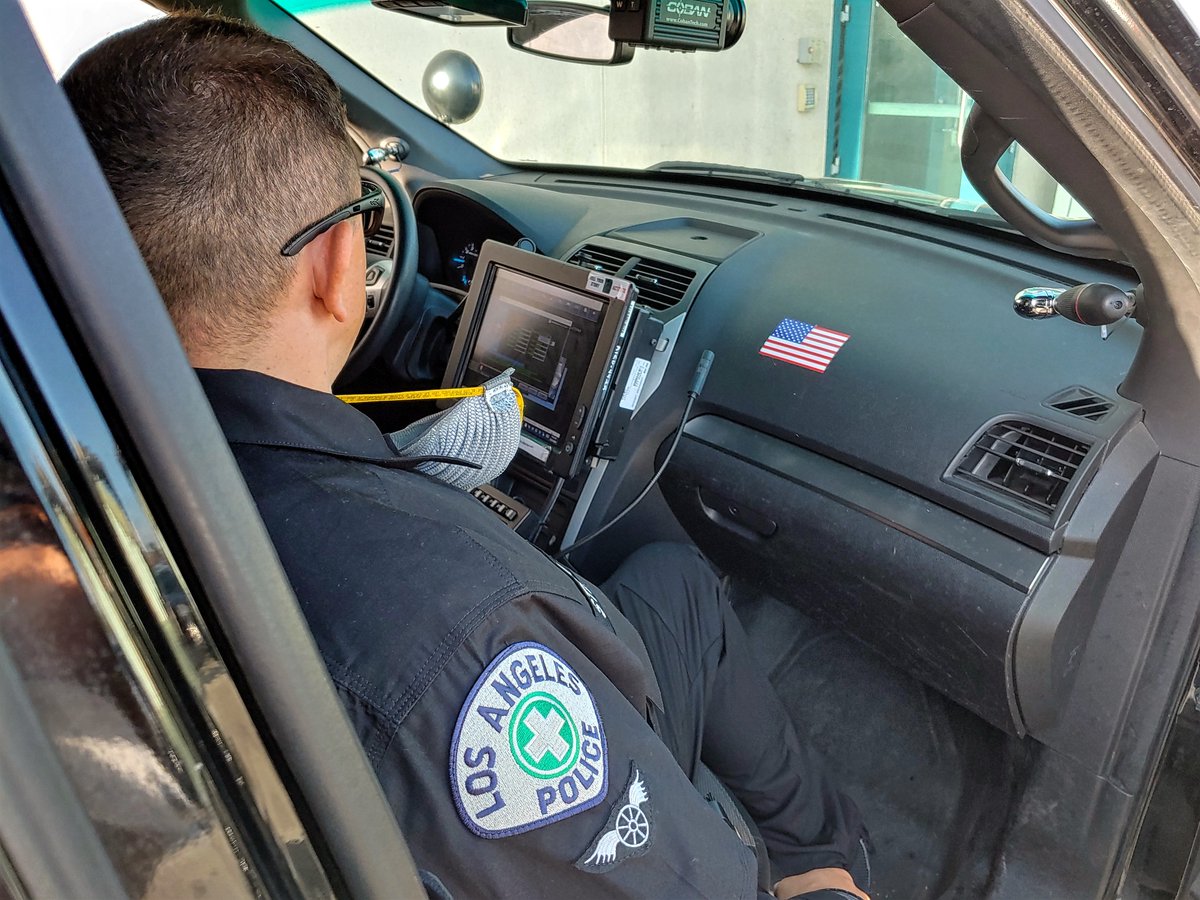 LAPDWestTraffic's tweet photo. Dedicated to serving his community, Reserve Officer Stout preparing to begin his shift during our departments mobilization period last month #TrafficTuesday #reserveofficer #lapdreserves #LAPDWestTraffic https://t.co/8zUgYYd5wZ