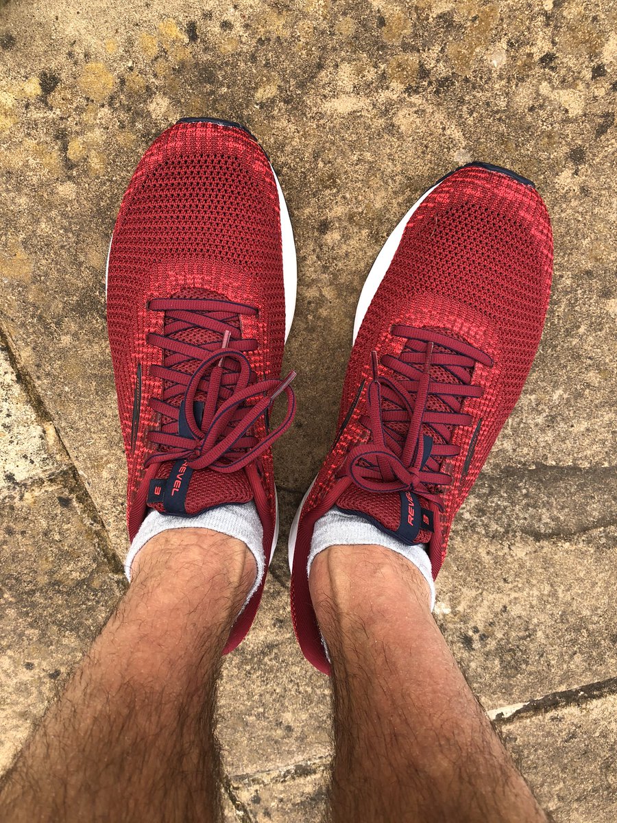 jsutt32's tweet image. Not bad pair of shuffle shoes these! Very impressed. @brooksrunning #running