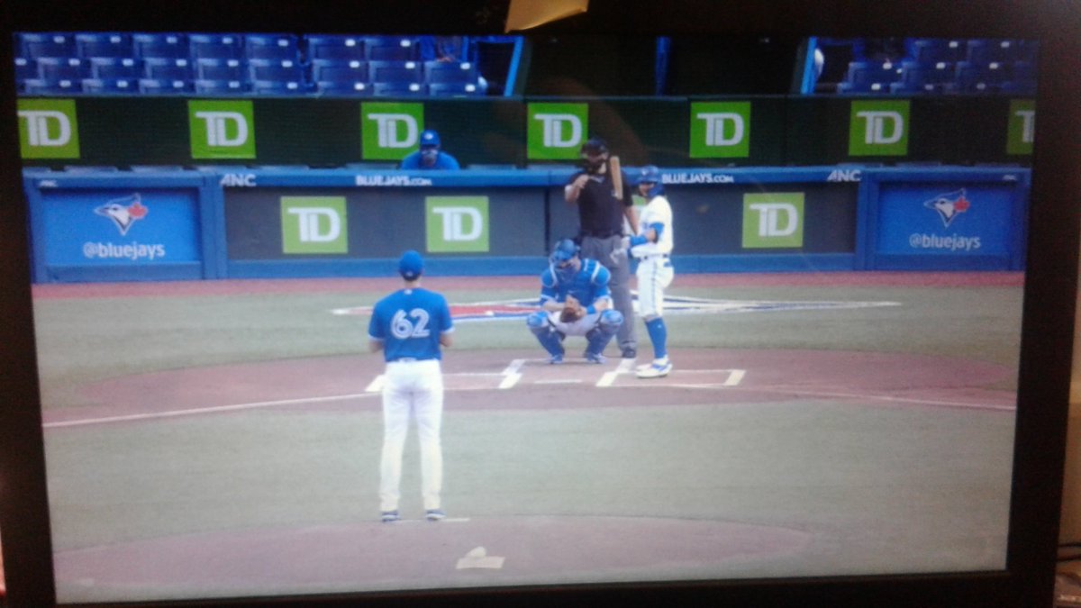 amchow78's tweet photo. Watching @BlueJays intrasquad game on @sportsnet right now! #TeamBo vs #TeamGrich! #BlueJaysOnSN #BlueJays #TorontoSportsIsBack https://t.co/9IEjyJ4Yk1