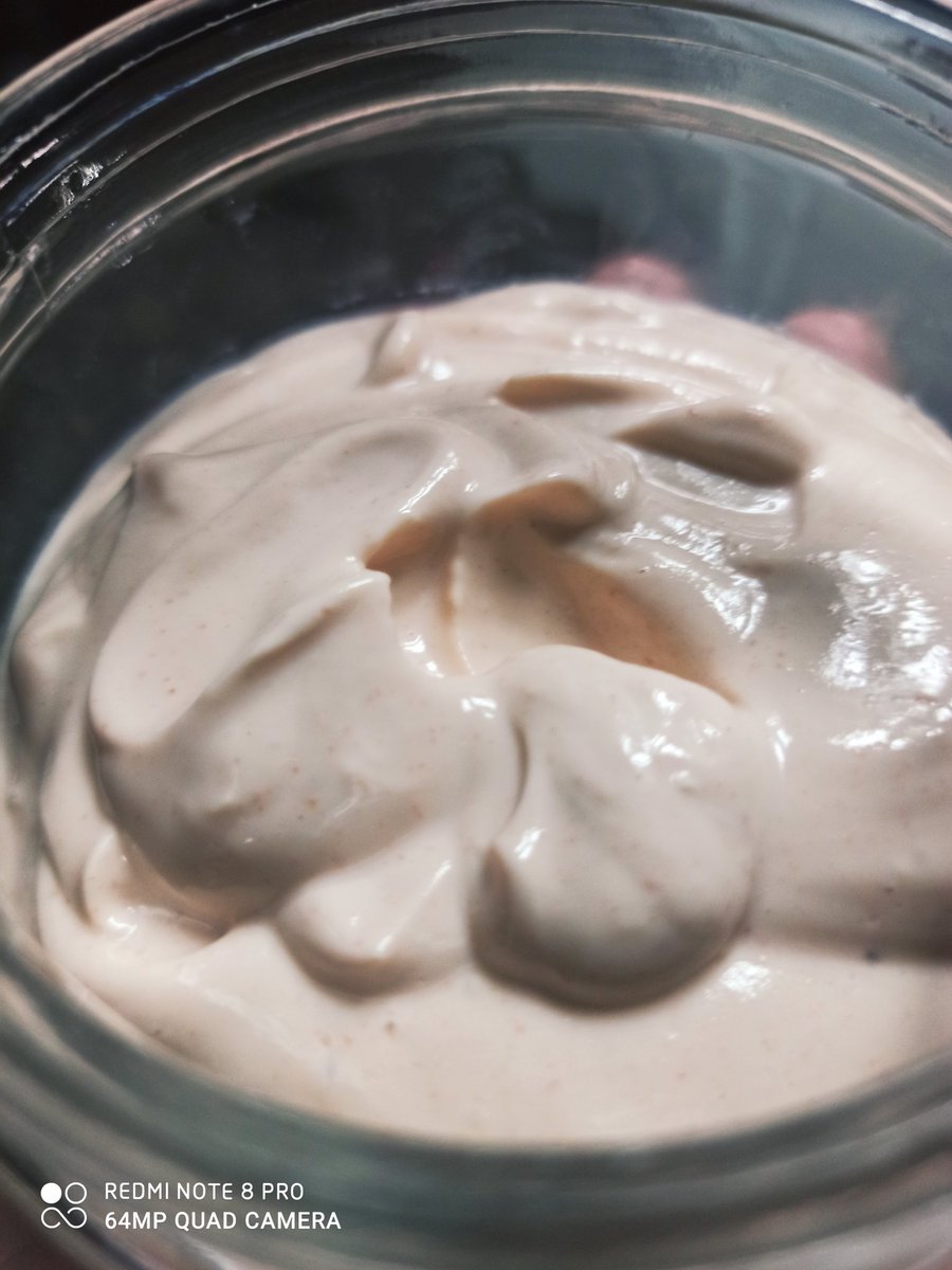 Midence_rocker's tweet photo. Dรญa 2: Hice queso crema casero de guayaba. Quedรณ suave de sabor,cremoso, agradable al paladar y adictivo es otra cosa con los tradicionales. Ahora dejarlo que se siente por unas horas y veremos el resultado final. #HomemadeCreamCheese #cooks #Panama๐ต๐ฆ #QuesoCremaDeGuayaba https://t.co/0pHg8C7ota