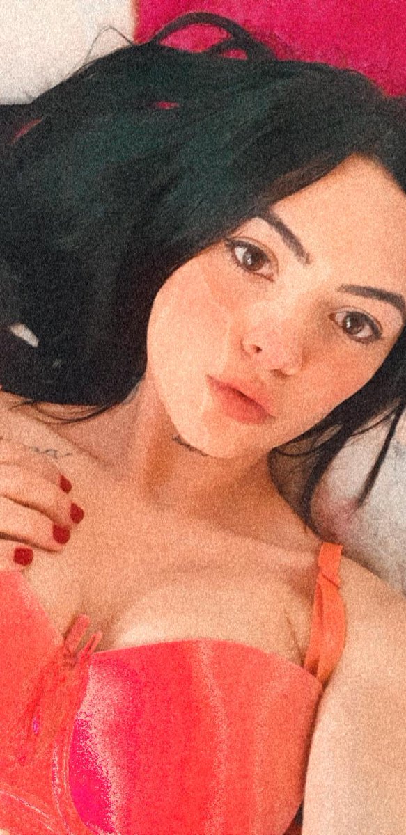 ZaralingA's tweet photo. Mood angelical🥰
Sígueme en Instagram: Zaraasky https://t.co/aeBwH6lCRY