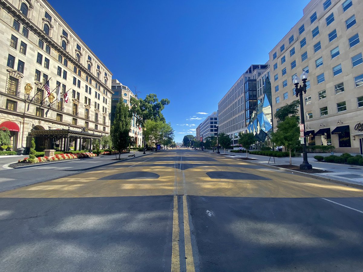 KuzyBeCackling's tweet photo. Black Lives Matter Plaza. 

One month apart.

#DefundMPD 
#DCProtests 
#OccupyHstreet https://t.co/5lCu5EkC5G