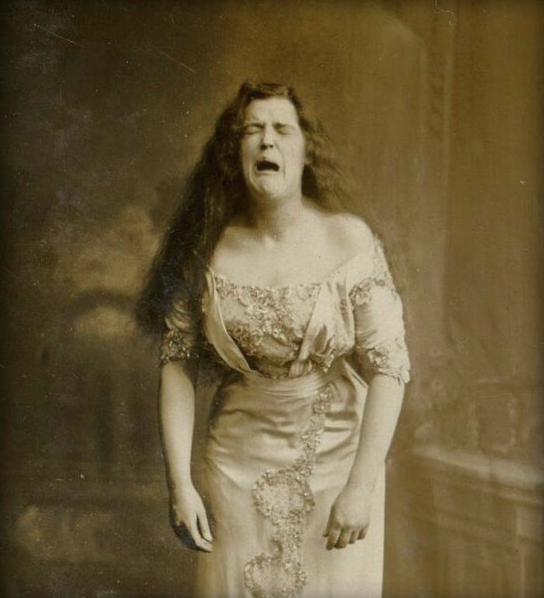 HistoryInPics's tweet photo. One of the oldest photos of a sneezing woman, c. 1900 https://t.co/GiZPpUvcDp