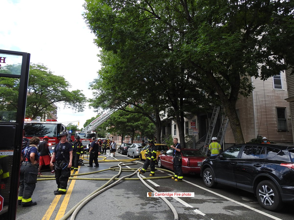 Cambridge Fire Dept. tweet media