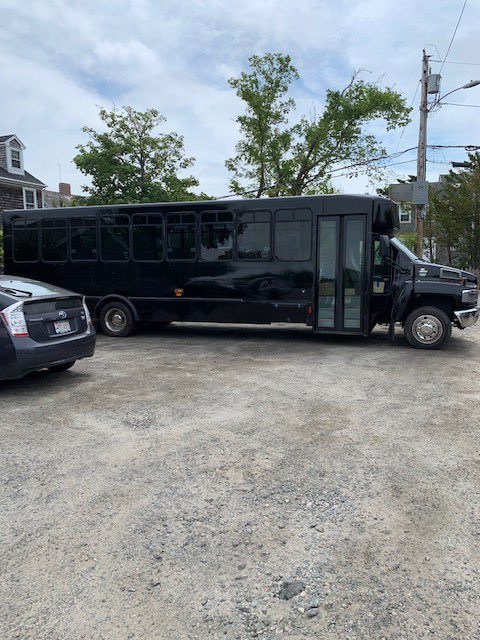 NantucketPolice's tweet photo. We are seeking the public’s assistance to help identify the owner or representative responsible for this bus currently parked in the #Nantucket town lot on Washington St. If you have any information regarding this bus please give us a call at 508-228-1212. Thank you! https://t.co/4j2gFjE9zq