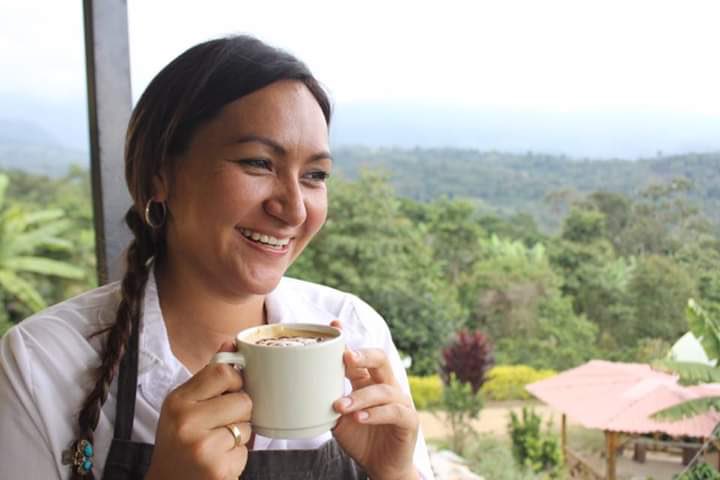 CafeCosechaReal's tweet photo. Cosas que pasan cuando empiezas tu día con una taza de café Cosecha Real...

#cafeencasa #buenosdias #amoelcafe #tazadecafe #felizdia #cafedecolombia #cafeorganico #cafeessalud #cafeesfelicidad #fincadecafe #sintoxinas #amorporelcafe #justo #placentero #sostenible #cafeespecial https://t.co/rCeBXwdUWd