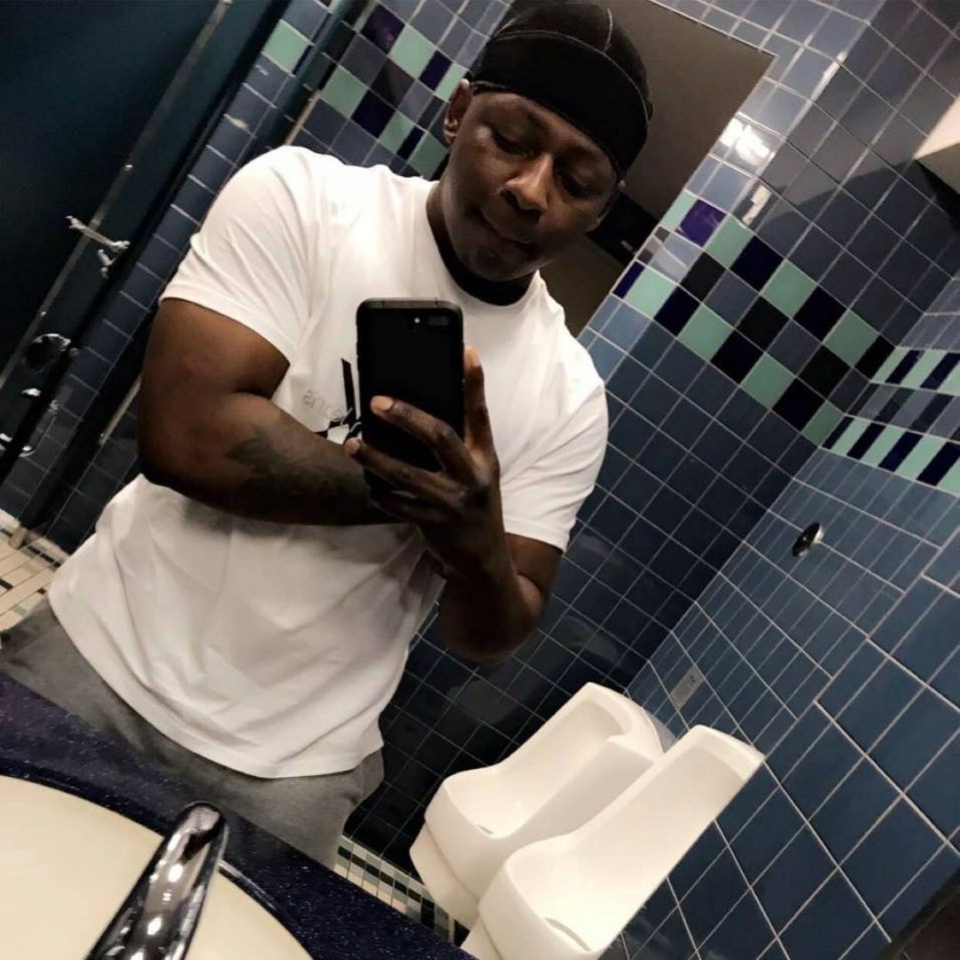 Anthony5857's tweet photo. #NewProfilePic https://t.co/Gu0lEO6LTW