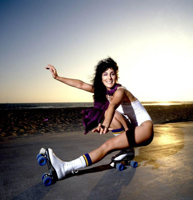 thederbyapex's tweet photo. Me, down about life during this pandemic 😔

Sees picture of Cher on roller skates: 😃  WELL I KNOW THAT I'LL GET THROUGH THIS, CUZ I KNOW THAT I AM STRONG!!!!! https://t.co/UADQCN0gL0