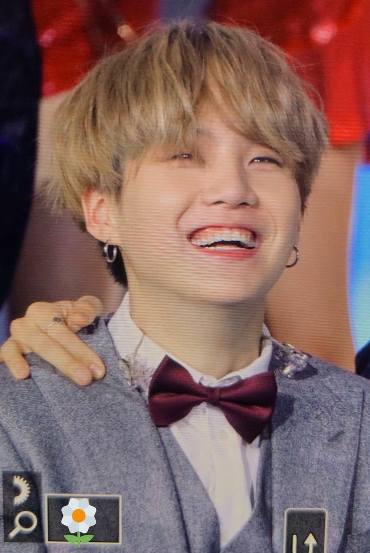 yoongi's smile; a devastating thread