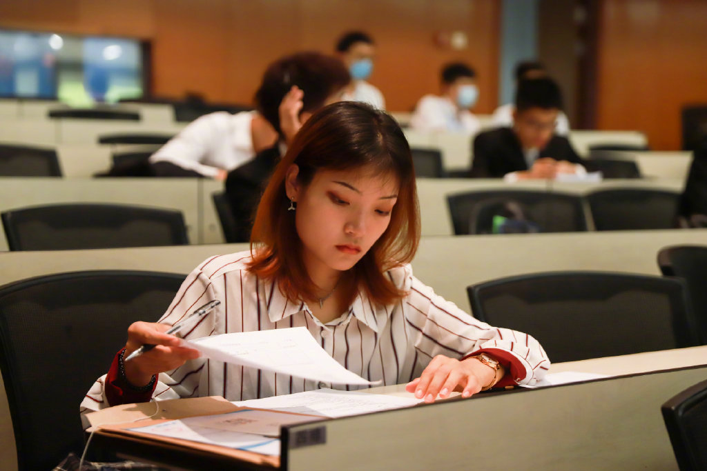 suning_int's tweet photo. #SuningCareer Today, we welcomed the newest #Project1200 members into the family. The Project 1200 is Suning's annual recruiting initiative launched by Suning's Chairman Zhang Jindong to incubate #Suning's next generation leaders in 2002.
Welcome to the #family! https://t.co/c8KBcIzepM