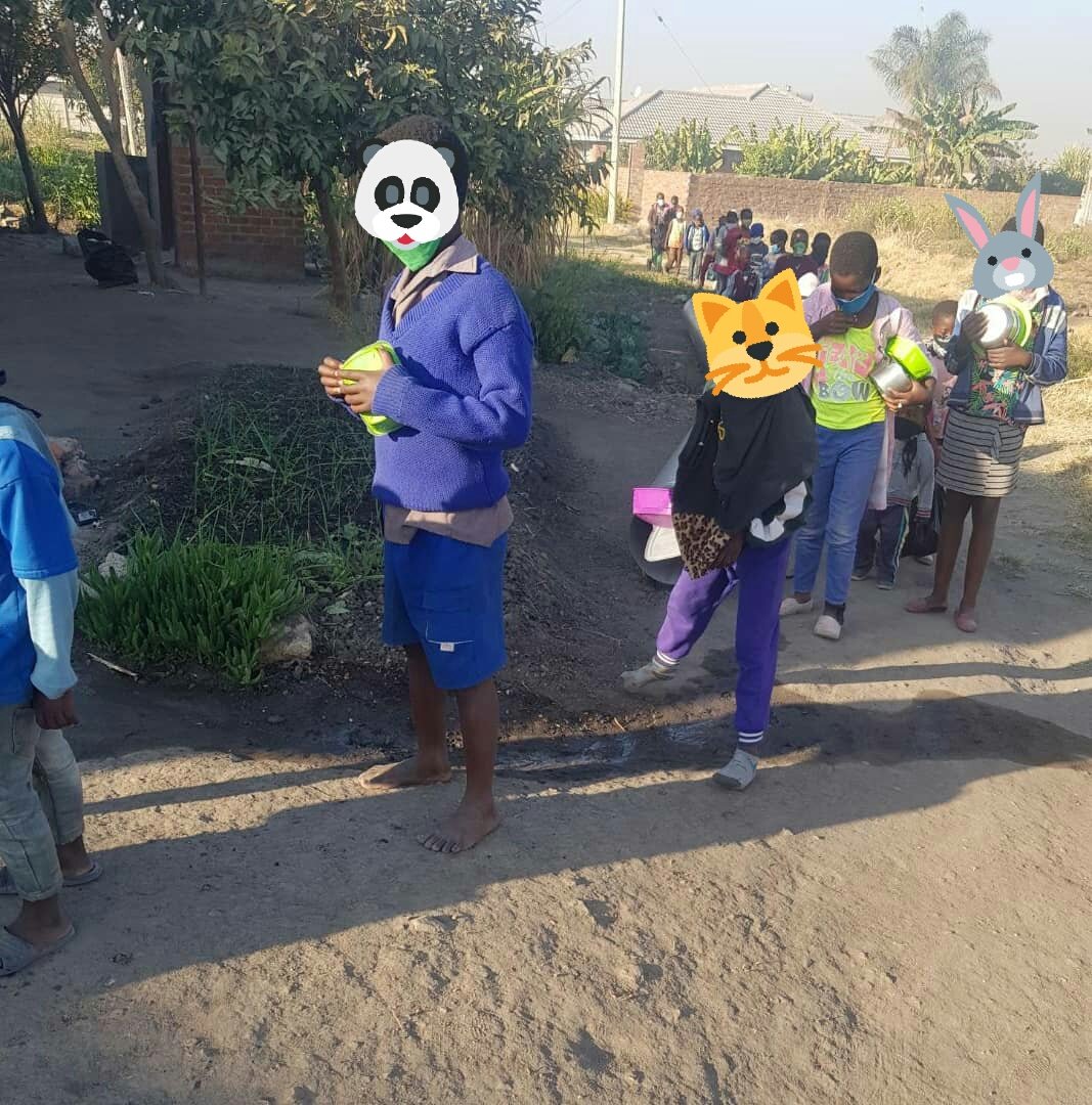 trust_tariro's tweet photo. 14.07.2020 supper served!! 
#Ubuntu 
#allbecauseofyou #feedingthefuture
#reliefkitchen
#takingcareofourown https://t.co/Soh5cO6WyK
