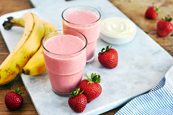 CharleneH381's tweet photo. Looking for a healthy solution to protein drinks and meal replacements loaded with ingredients you can't pronounce? You've come to the right place! Shakeology is superfood nutrition that helps you give each day your all. Read this article! https://t.co/LzWAt7J2ac https://t.co/QyXIl1zmJQ