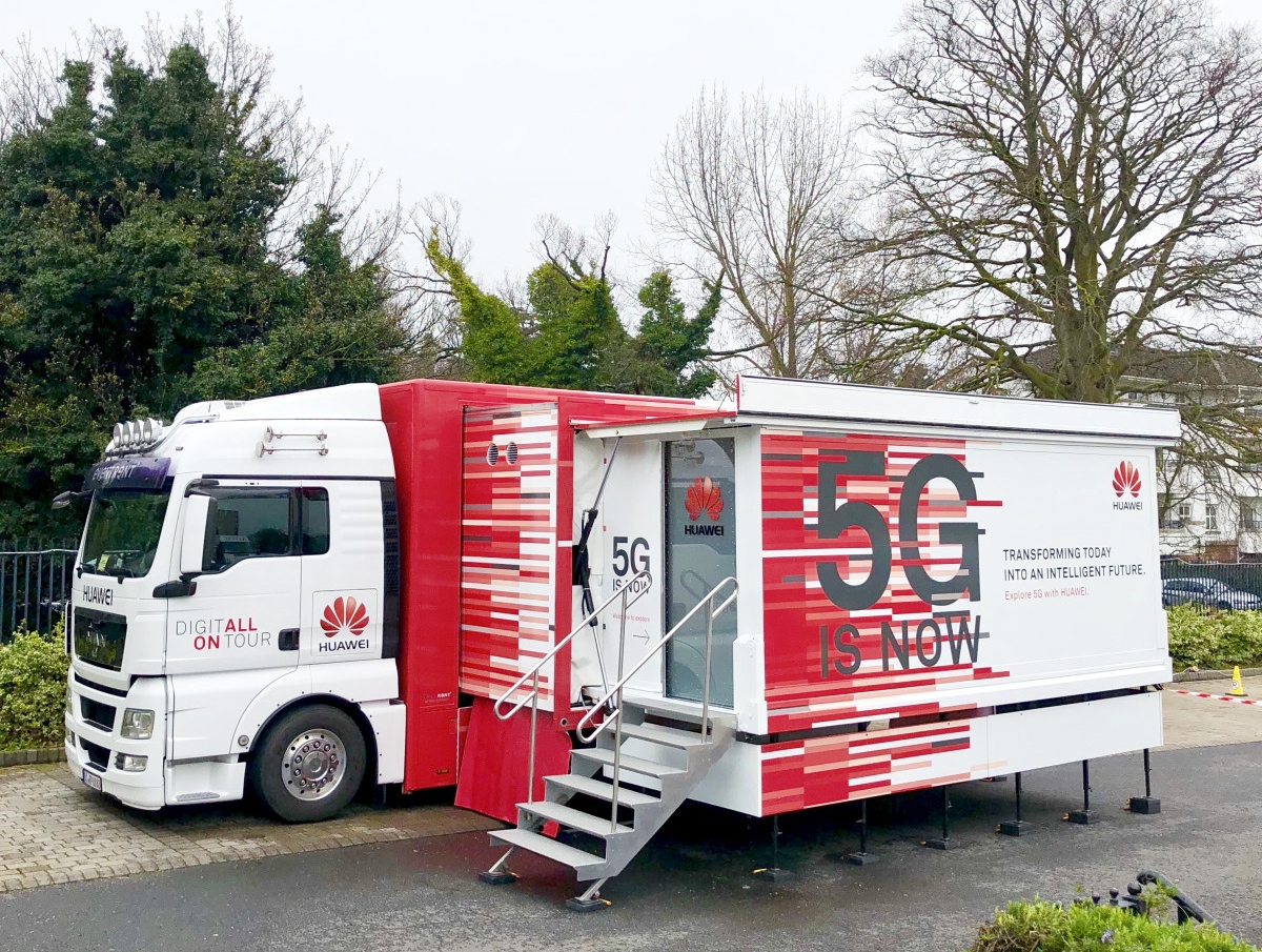 [TELECOM] Reino Unido cumple con los deseos de Trump y excluye a Huawei de su 5G; la empresa responde ow.ly/ZDhN30qYnkk