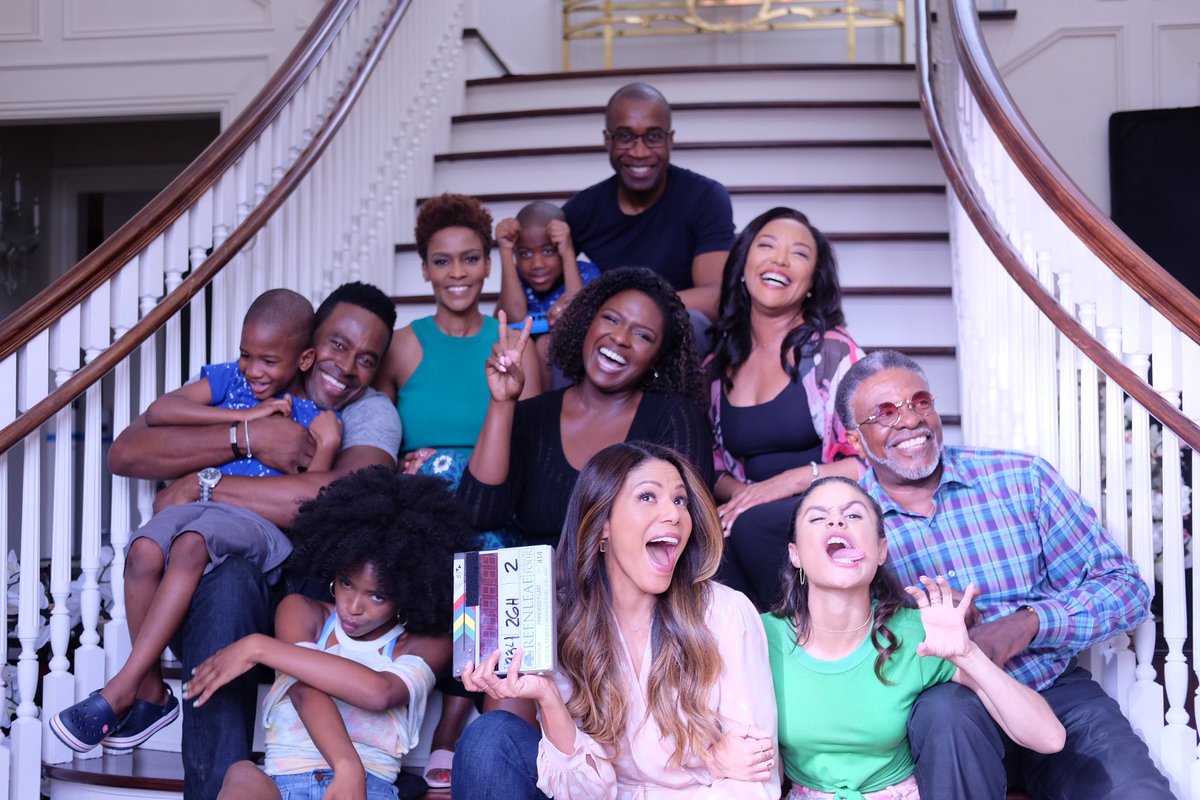 MerleDandridge's tweet photo. You ready? Let’s live tweet a new episode of @GreenleafOWN at 9/8c on @OWNTV. #Greenleaf https://t.co/Z7KZ5jqkmF