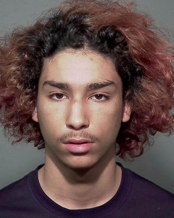 SPVM's tweet photo. La Section du crime organisé du #SPVM sollicite l’aide de la population pour localiser Yahya Mouhime. Il est possiblement armé.
https://t.co/JhLsthAzP6 https://t.co/ZlajWWCiBB