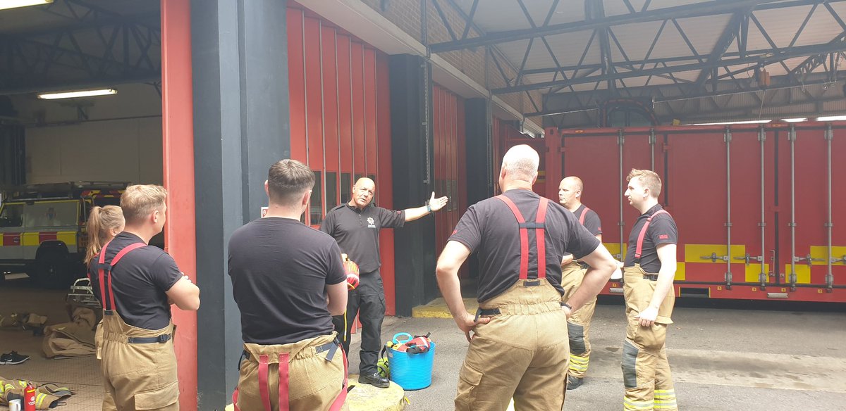 Day 7 for the new @WestSussexFire Retained firefighters. 
As per the norm another busy day. Today it was incident command, RTC fast roads, casualty rescue and Mod1 water rescue 
thanks @WSFRS_TRU  #NewRecruits #WaterSaftey #BusyDay #SoMuchToLearn @WSFRS_TDA #teaching #firefighter