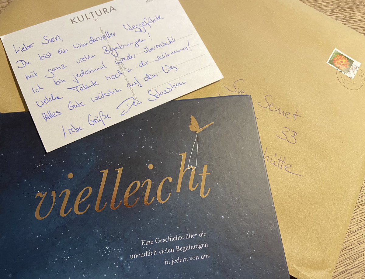 SvenSemet's tweet photo. Auch wenn der #Postmann / die #Postfrau nur 1x klingelt, dann kommt manchmal ein großes #Lächeln mit einem Brief vom lieben Sebastian @KolSeb - herzlichen Dank - ich bin überwältigt ... #MadeMyDay https://t.co/1smWvQgTjR