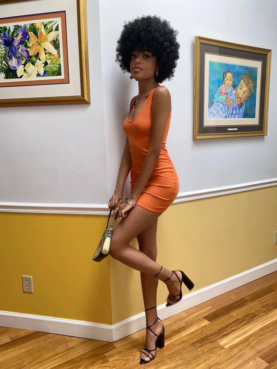 siennajori's tweet photo. I really am a daddy’s girl 😭 he always makes sure I look straight in my pictures https://t.co/OzBV8d7RjC