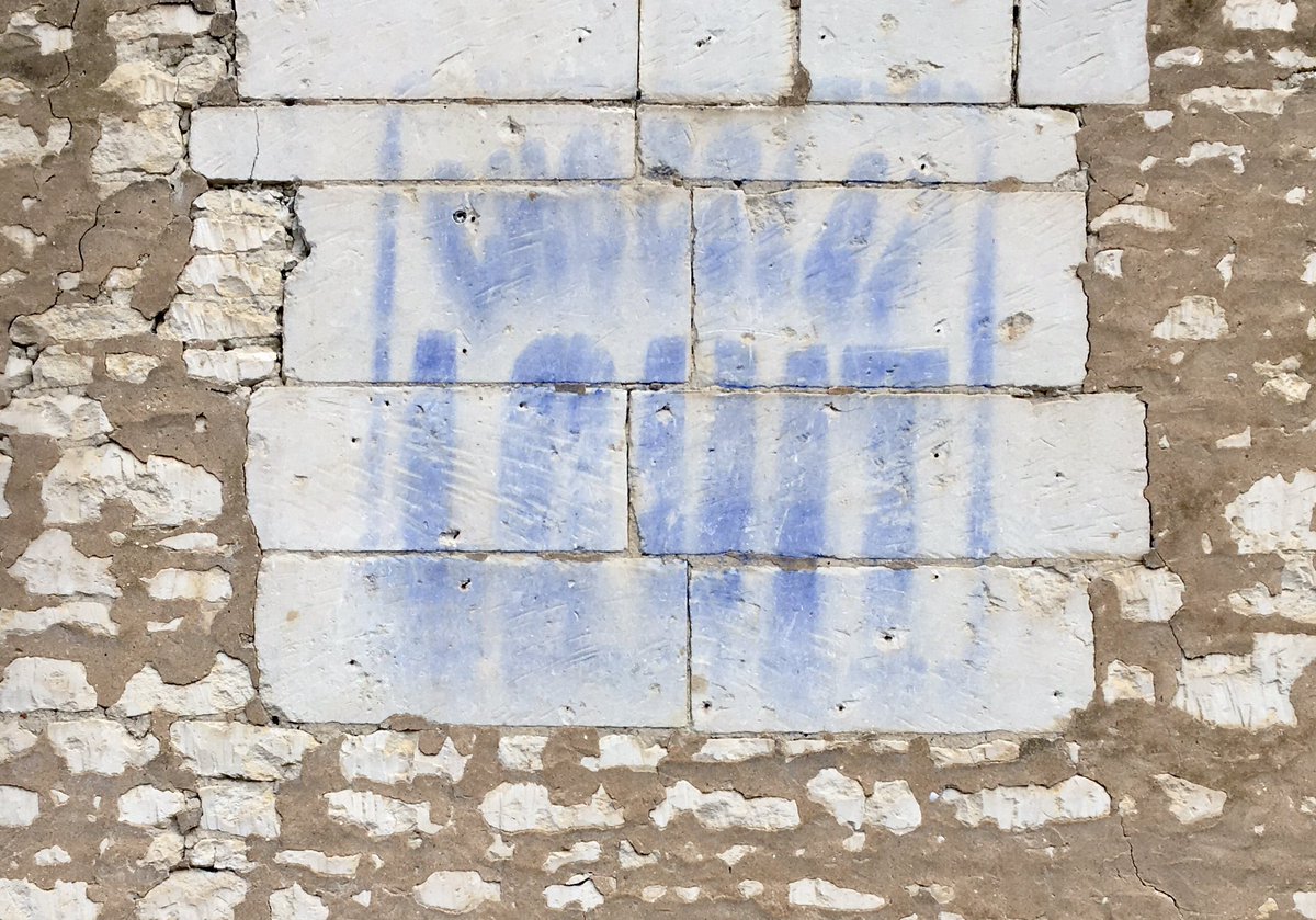 Bruno BELIN (@brunobelin) on Twitter photo Toujours sur les murs dâune maison de <a href="/MontsSurGuesnes/">Monts-sur-Guesnes</a>
CHOCOLAT LOUIT đ«
Inscription à protéger
#Publicité #réclame #chocolat #chocolat_louit fondé <a href="/Bordeaux/">Bordeaux</a> en 1825 et fermé en 1942
<a href="/Petitescitesaur/">Petitescitesdecaractereaura</a> #Vienne #Poitou #histoire #86 #AVAP
Photo prise le #14juillet 2020 Toujours sur les murs dâune maison de <a href="/MontsSurGuesnes/">Monts-sur-Guesnes</a>
CHOCOLAT LOUIT đ«
Inscription à protéger
#Publicité #réclame #chocolat #chocolat_louit fondé <a href="/Bordeaux/">Bordeaux</a> en 1825 et fermé en 1942
<a href="/Petitescitesaur/">Petitescitesdecaractereaura</a> #Vienne #Poitou #histoire #86 #AVAP
Photo prise le #14juillet 2020
